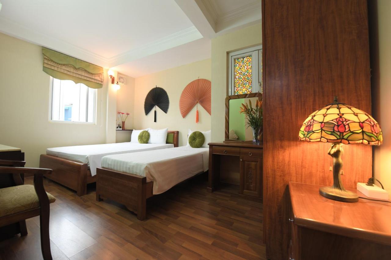 Holiday Lakeview Hotel Ханой Экстерьер фото